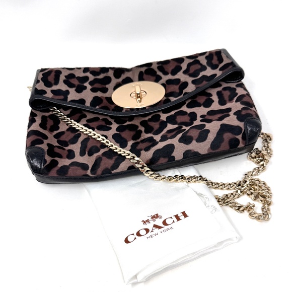 Coach Turnlock Clutch in Leopard Printed Haircalf Style F33607 - Picture 1 of 8